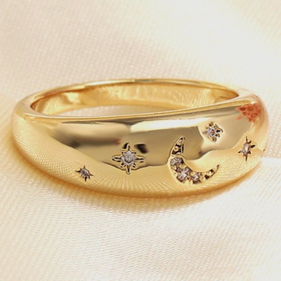 Jewelry - DESIGNER CELESTIAL GOLD MOON/STAR CLEAR CRYSTAL RING SZ 7**NEW!